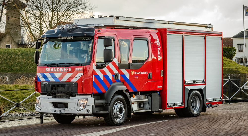 Brandweer met grote spoed naar de Hellegatsweg in Willemstad