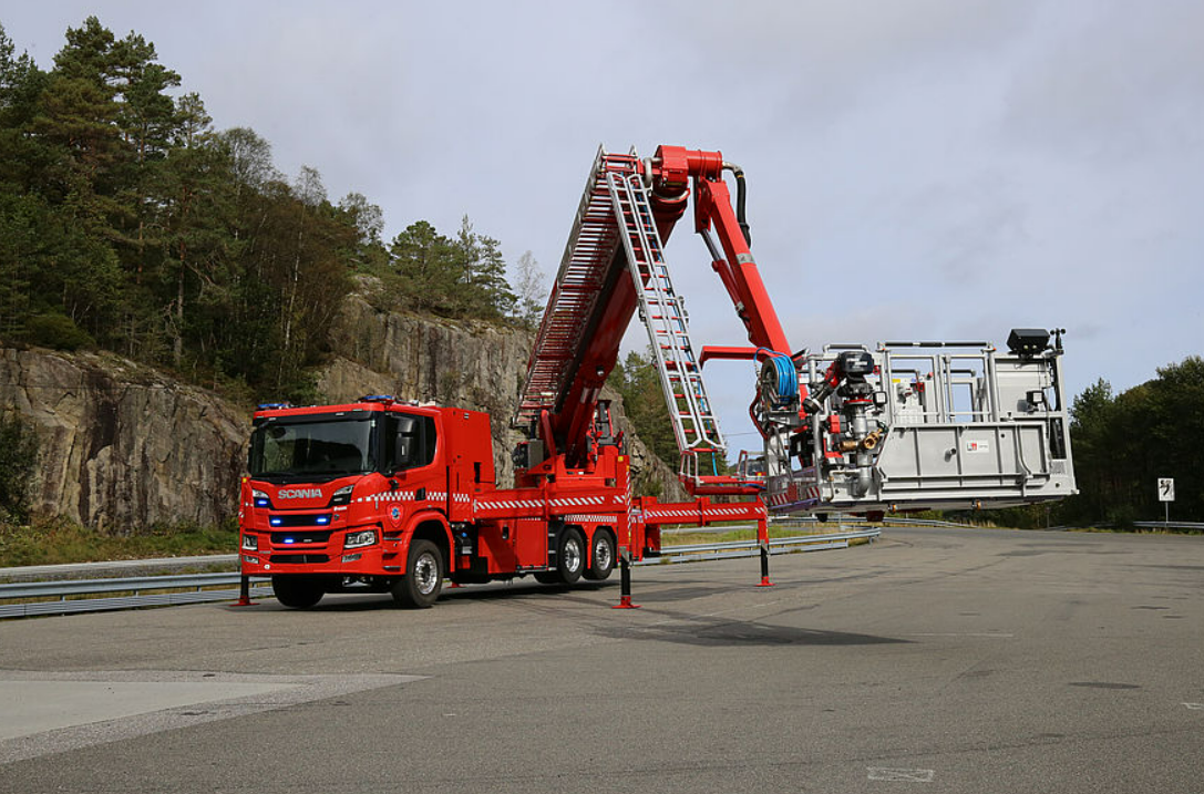 Rosenbauer Hoogwerker B42.png